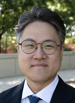 Jangwoon Park headshot