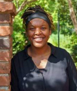 Moeshia Holmes