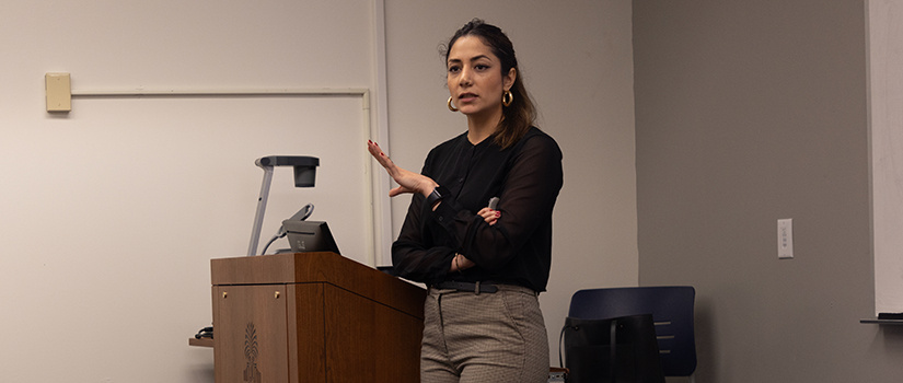 Tarlan Chahardovali gives a lecture to an SPTE class