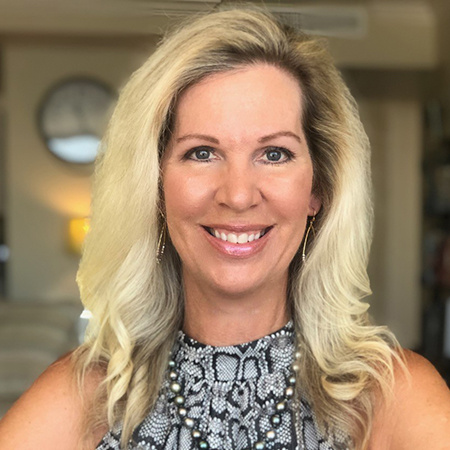 Libby Floyd headshot