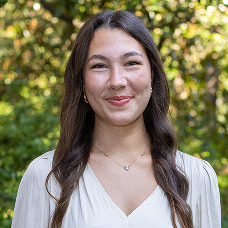 Olivia Andrew headshot