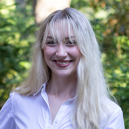 Tatum Marmins headshot