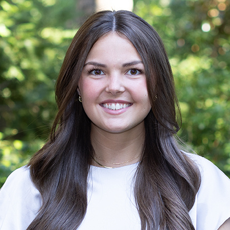Julianna Sikoryak headshot