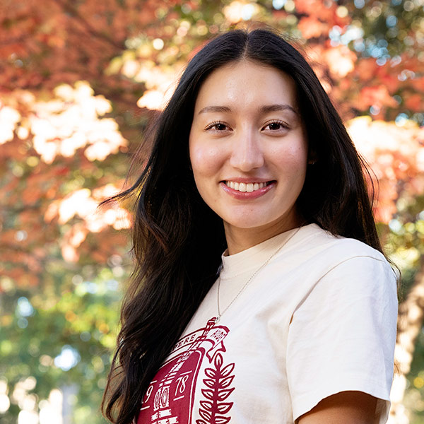 Head shot of Hannah Brennen outdoors on the Horseshoe